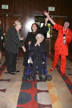 Mary Jo Catlett, Carol Cooke, Joanne Worley, Carol Channing