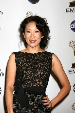 Sandra Oh