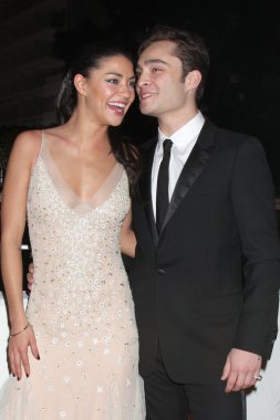 Jessica szohr ve ed westwick