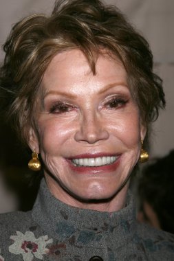 Mary Tyler Moore