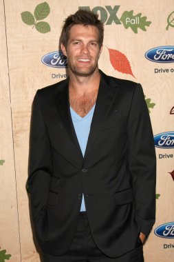 Geoff Stults