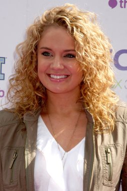Tiffany Thornton