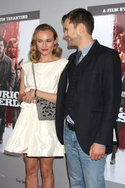 Diane Kruger and Joshua Jackson — Stock Photo, Image