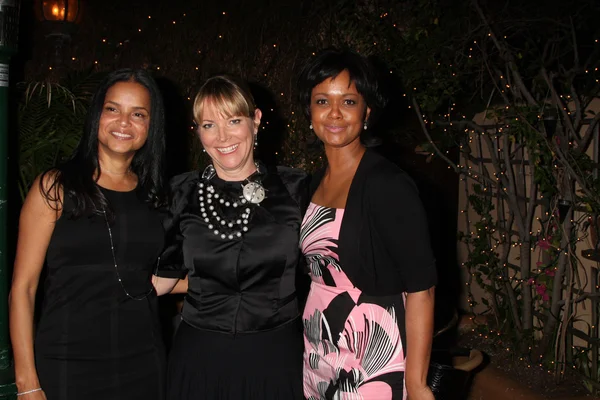 Victoria rowell, maria arena dzwon & tonya lee Williamsa — Zdjęcie stockowe