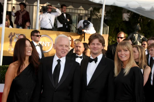 Anthony Hopkins & Familie — Stockfoto