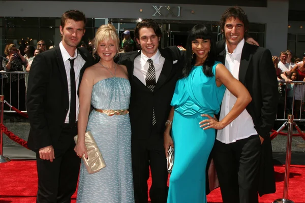 Lucas Bryant, Kristin Booth, Dillon-Casey, Amanda Brugel, és Peter Miller — Stock Fotó