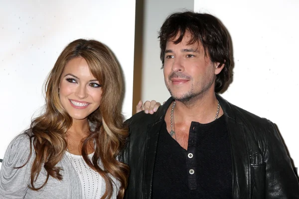 Chrishell stause, ricky paull goldin — Stockfoto