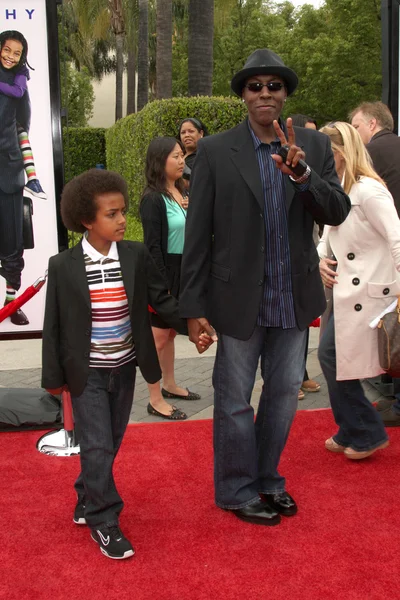 Arsenio Hall & son — Stockfoto