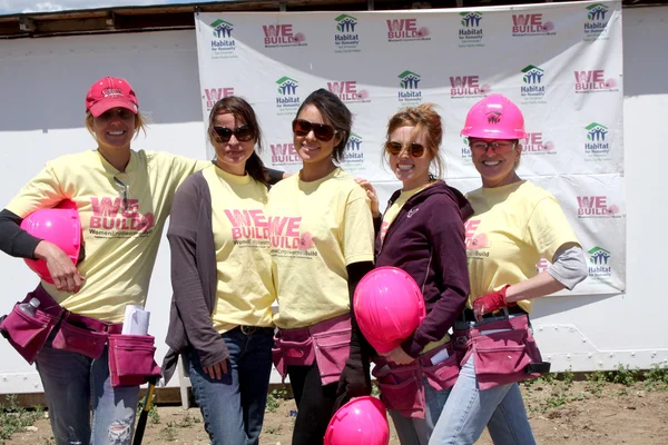 Arianne zucker, crystall chappell, nadia Björlin, molly burnett och judi evans — Stockfoto