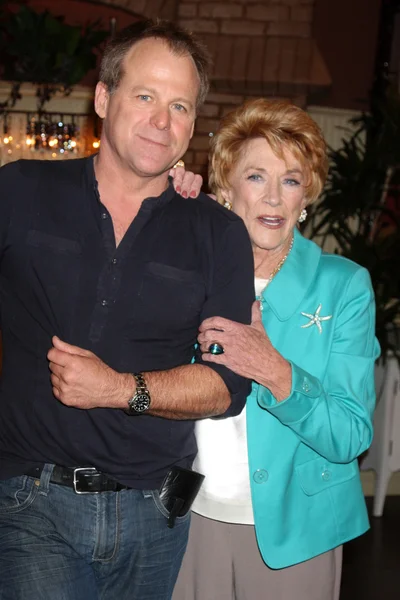 Kin Shriner, Jeanne Cooper — Stock Photo, Image