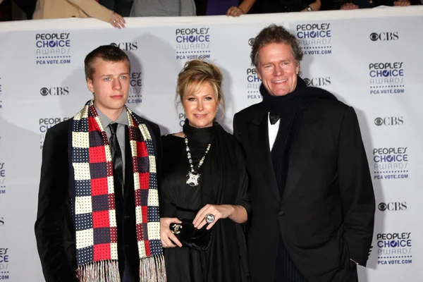 Kathy & Rick Hitlon met hun zoon — Stockfoto