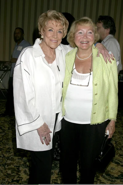 Jeanne Cooper and Lee Bell — Stock Photo, Image