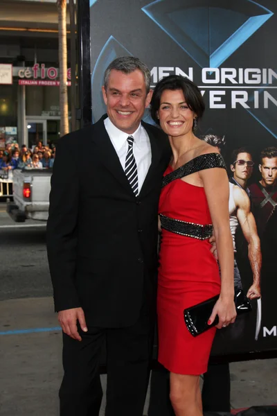 Danny Huston & guest — Stock Photo, Image