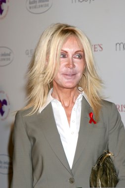Joan Van Ark