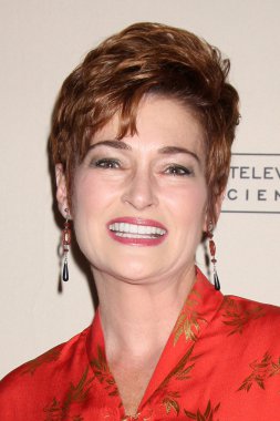 Carolyn hennesy