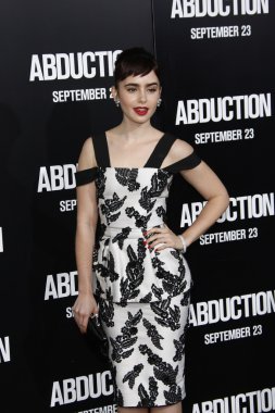 Lily Collins