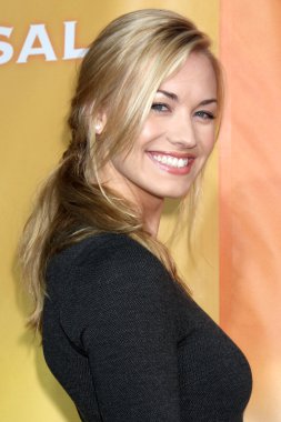 Yvonne Strahovski