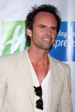 Walton Goggins