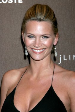 Natasha henstridge