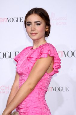 Lily Collins