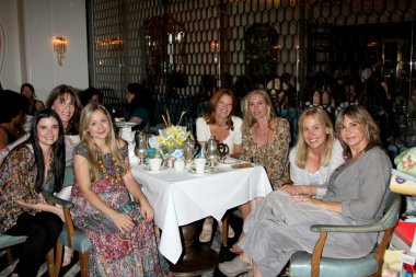 Jessica heap, michelle stafford, eileen kate linder, marcy rylan davidson, cin francis, jess walton