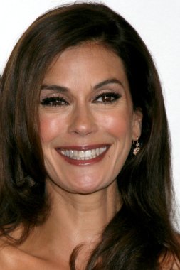 Teri Hatcher