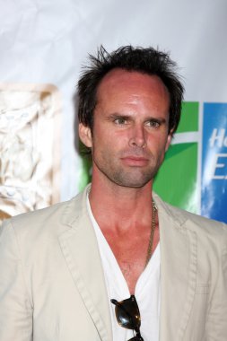 Walton Goggins