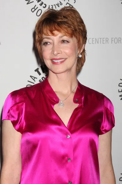 Sharon Lawrence — Photo