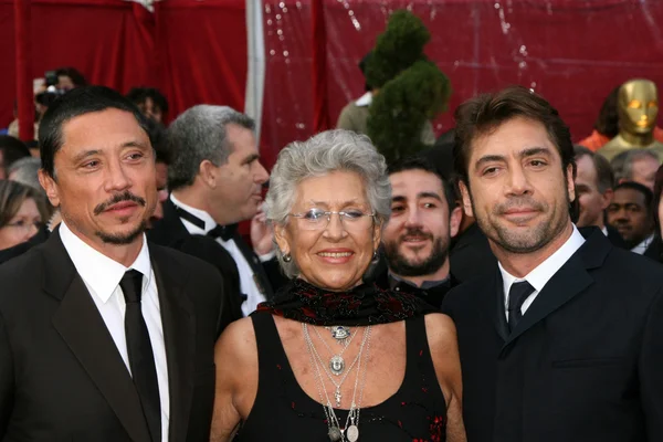 Javier bardem, annesi ve kardeşi — Stok fotoğraf