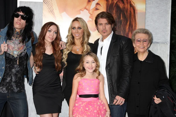 Tish & billy ray cyrus, & familj förutom miley — Stockfoto