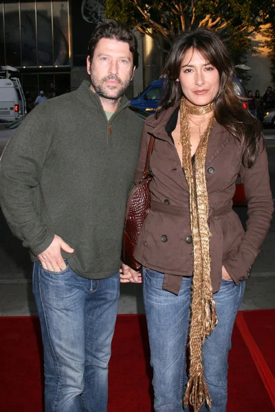 Anthony Michael Jones y Alicia Coppola — Foto de Stock