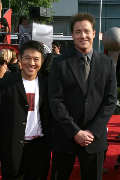 Jet Li and Brendan Fraser — Stock Photo, Image