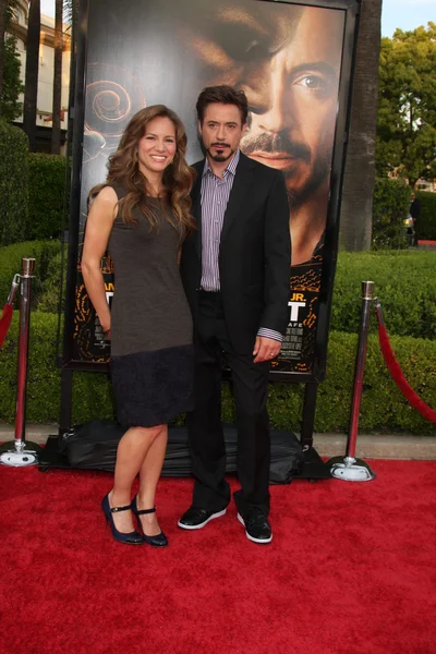 Robert Downey Jr & vrouw Susan — Stockfoto