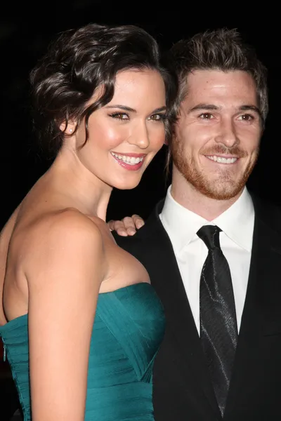 Odette Yustman & Dave Annable — Stockfoto