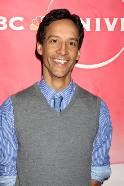 Danny Pudi — Stockfoto