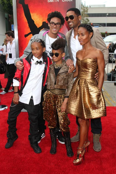 Jaden smith, trey smith, willow smith, będzie smith, jada pinkett smith — Zdjęcie stockowe