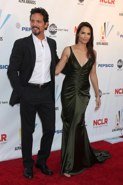 Benjamin bratt und talisa soto — Stockfoto