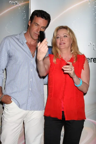 David James Elliott & Virginia Madsen — Foto Stock