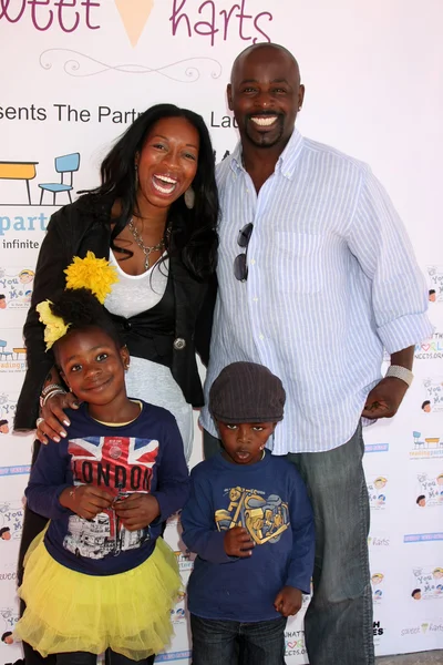 Alimi Ballard and family — Stock Photo, Image