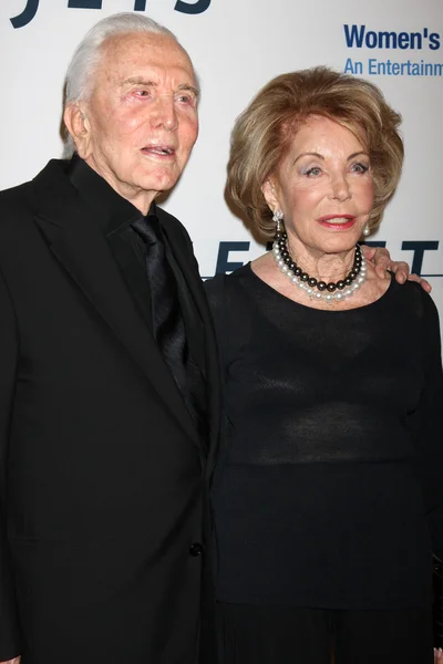 Kirk Douglas & Anne Douglas — Stock Photo, Image