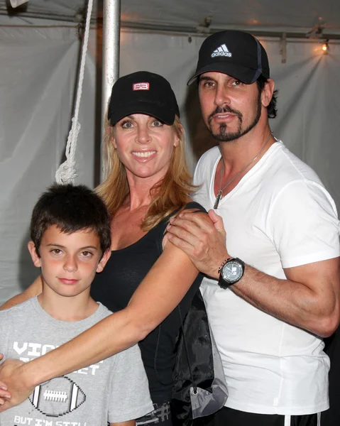 Cindy Ambuel, Don Diamont and Son Luca — Stock Photo, Image