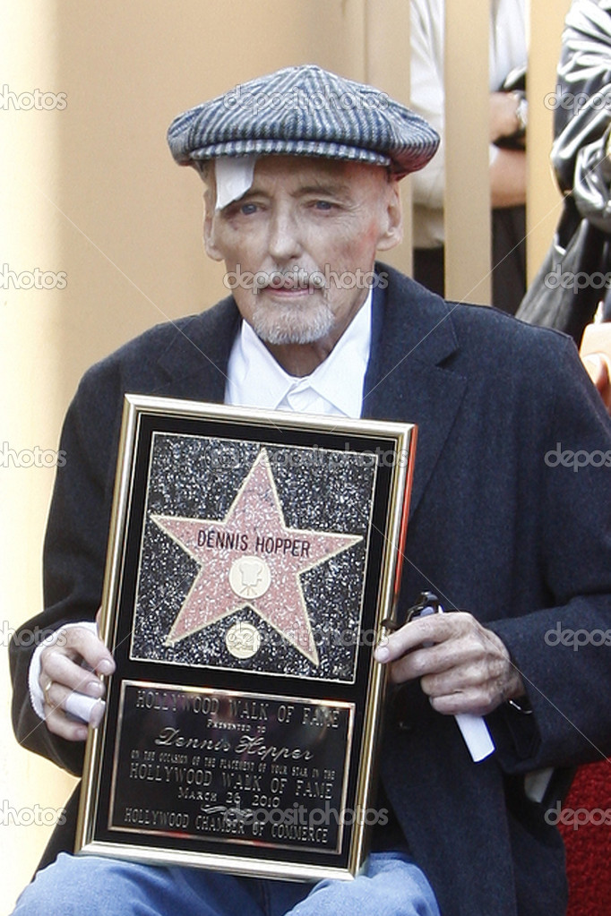 Dennis Hopper – Stock Editorial Photo © Jean_Nelson #12996460