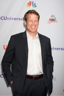 Mark Valley