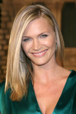 Natasha henstridge