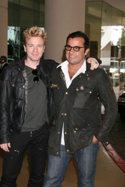 Ewan Mcgregor ve arkadaş