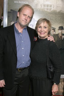 Marla Adams ve oğlu