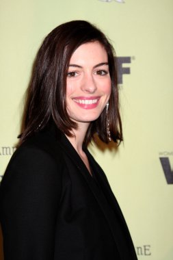 Anne Hathaway