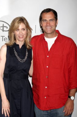 Helen Slater, Andy Buckley