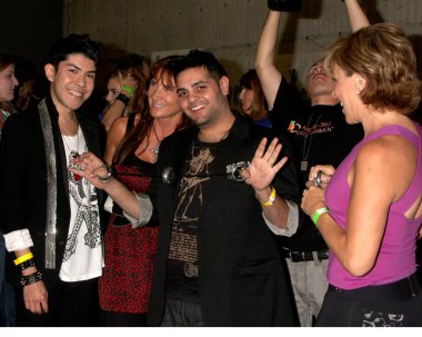 Mondo, Forbes Riley, Michael Cotello