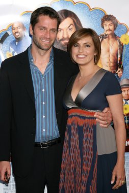 Mariska Hargitay ve kocası